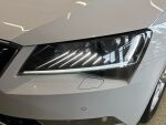Skoda Superb 2019 Valkoinen