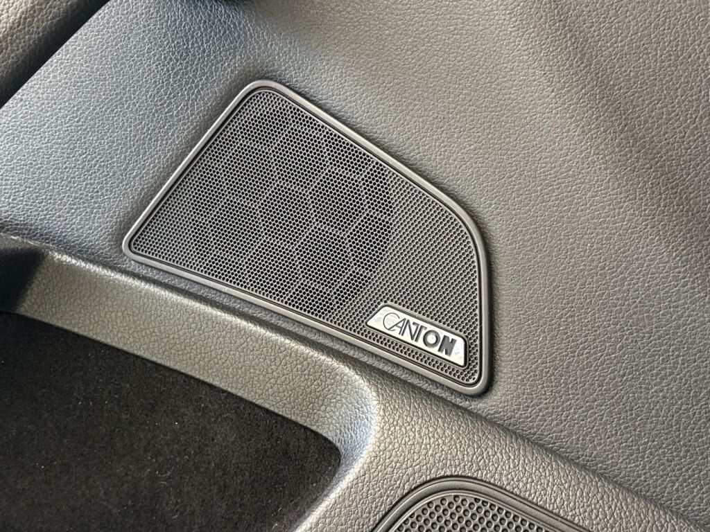 Skoda Superb 2019 Valkoinen