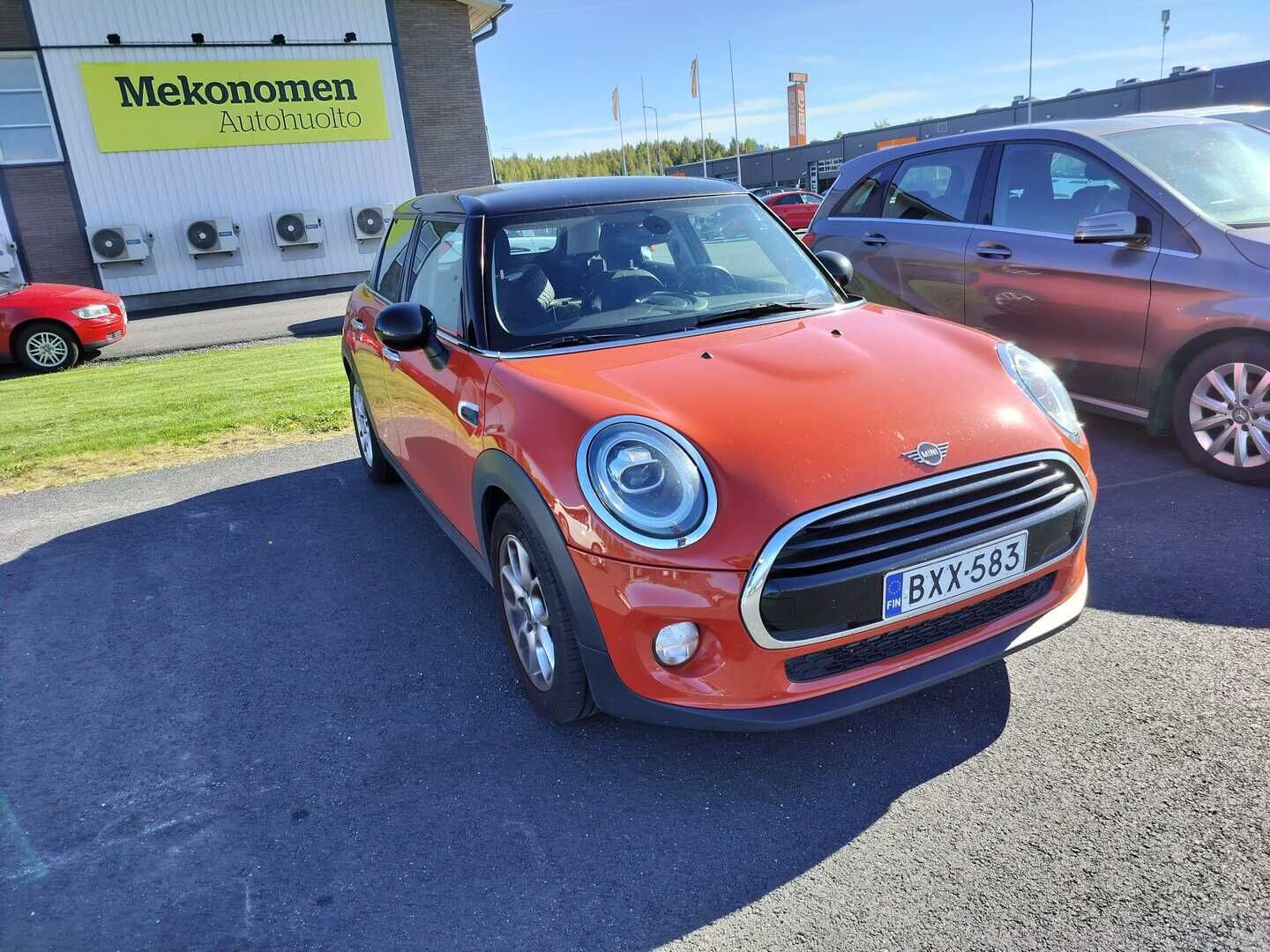 Mini Hatchback