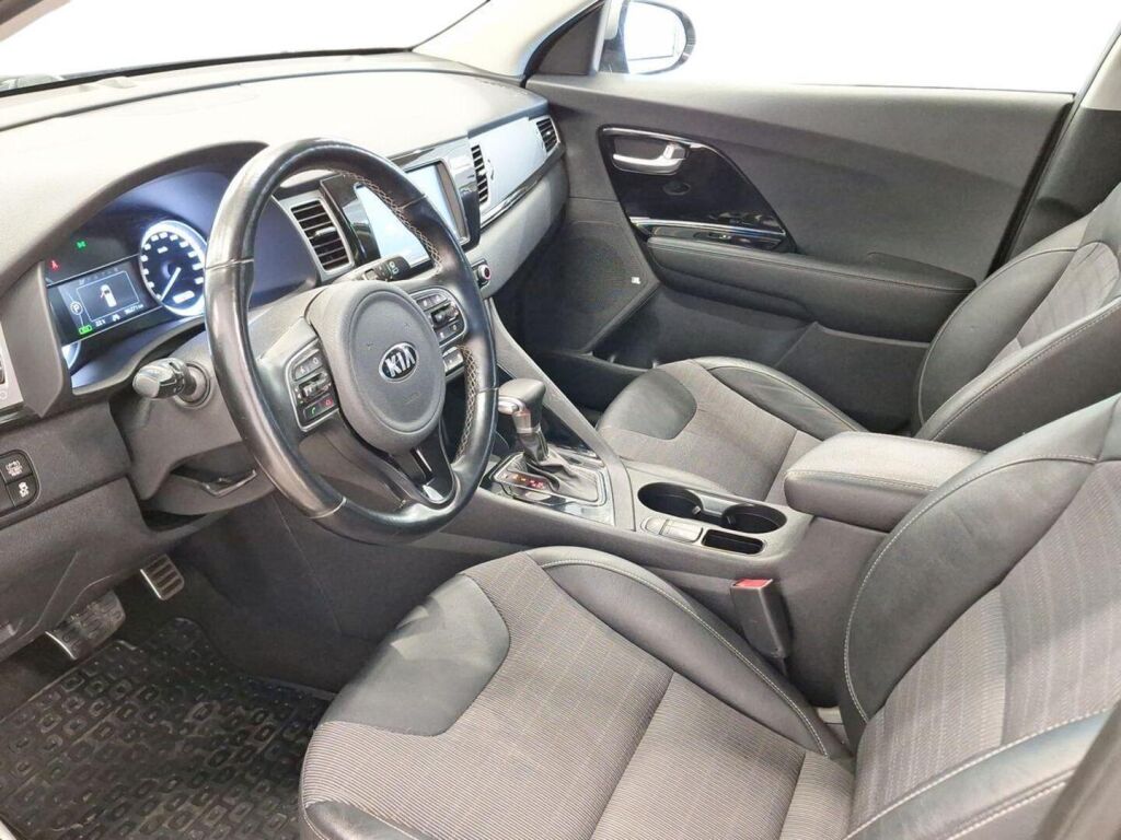 Kia Niro 2019 Harmaa