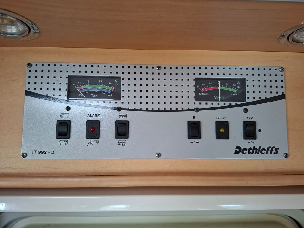 Dethleffs Advantage I 6571 2009 Valkoinen