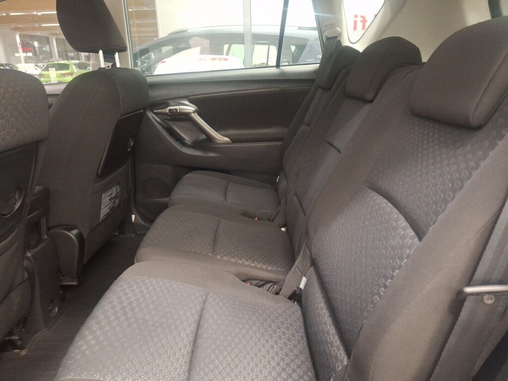 Toyota Verso 2010 Sininen