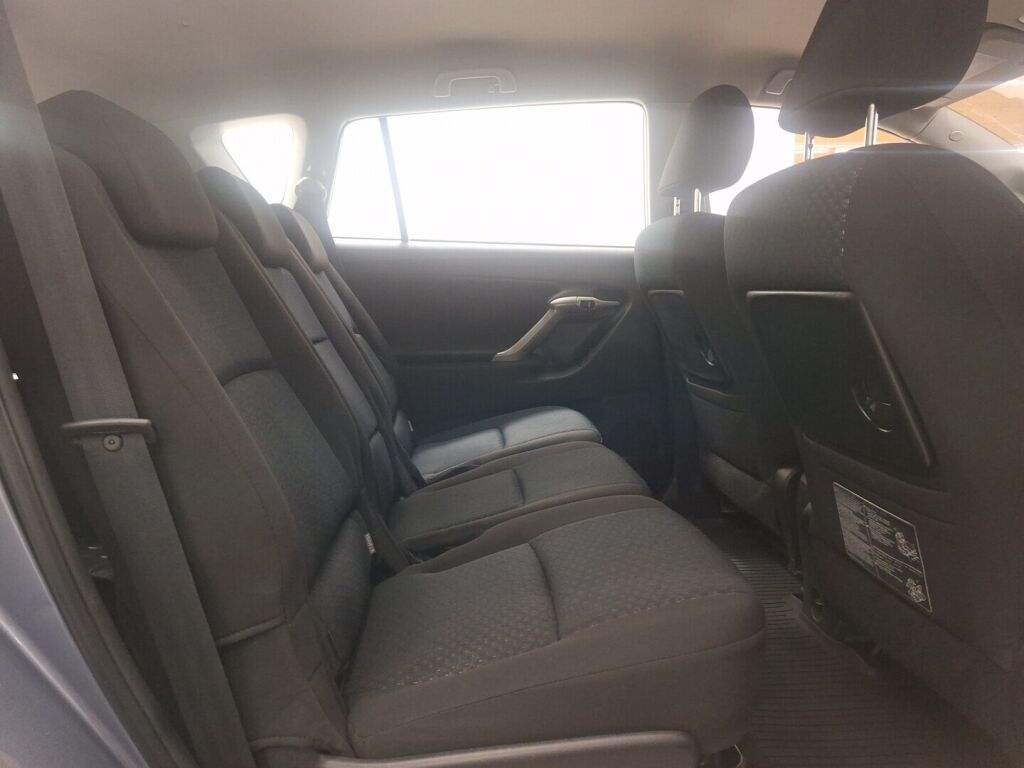 Toyota Verso 2010 Sininen