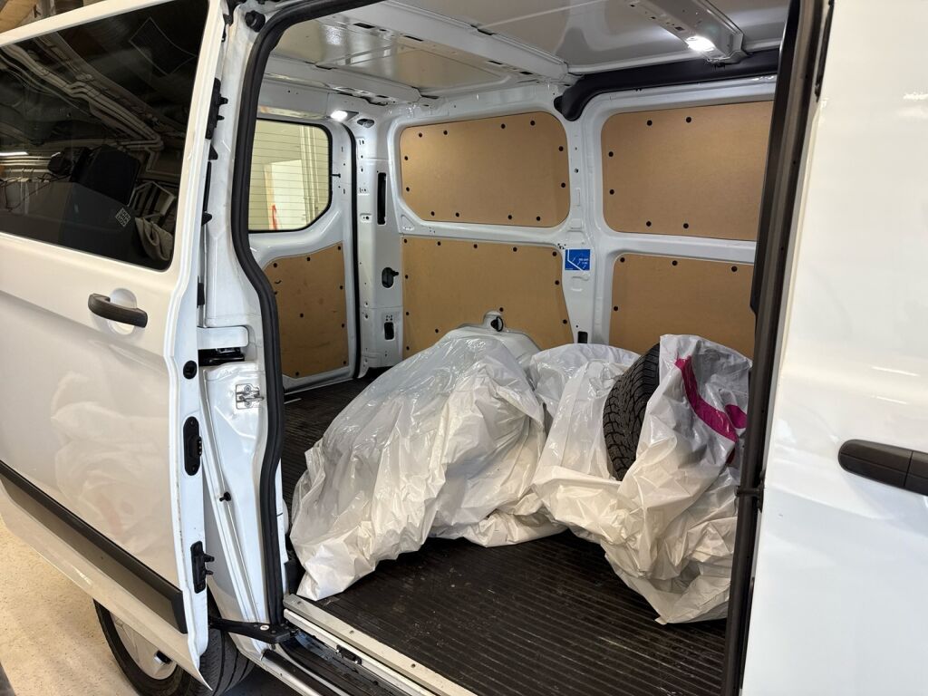 Ford Transit Custom 2019 Valkoinen