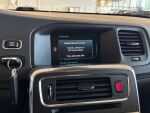 Volvo V60 2016 Sininen