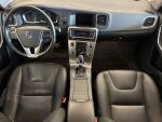 Volvo V60 2016 Sininen