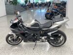 Yamaha YZF-R1 2003 