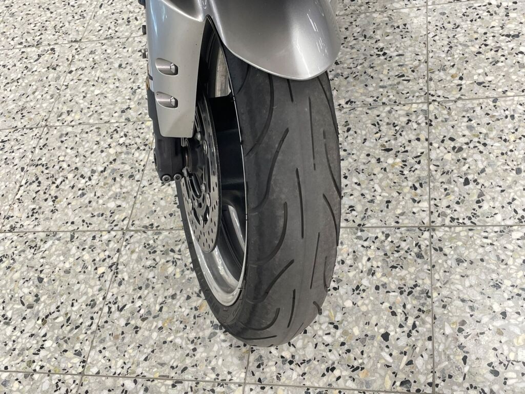 Yamaha YZF-R1 2003 