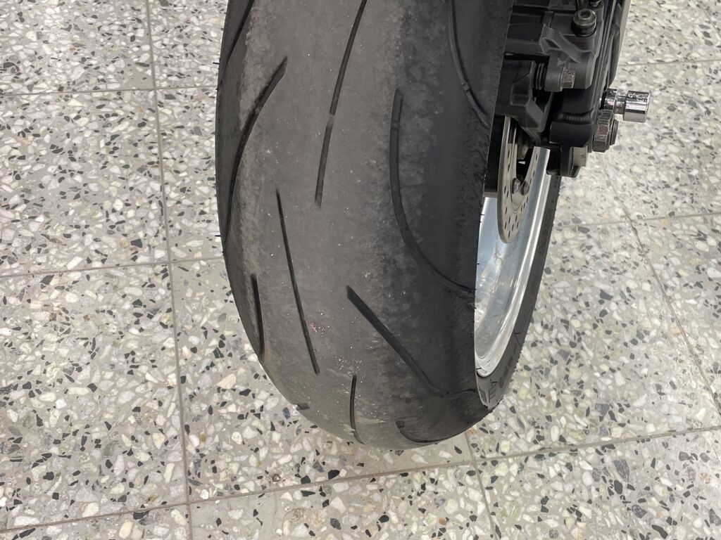 Yamaha YZF-R1 2003 