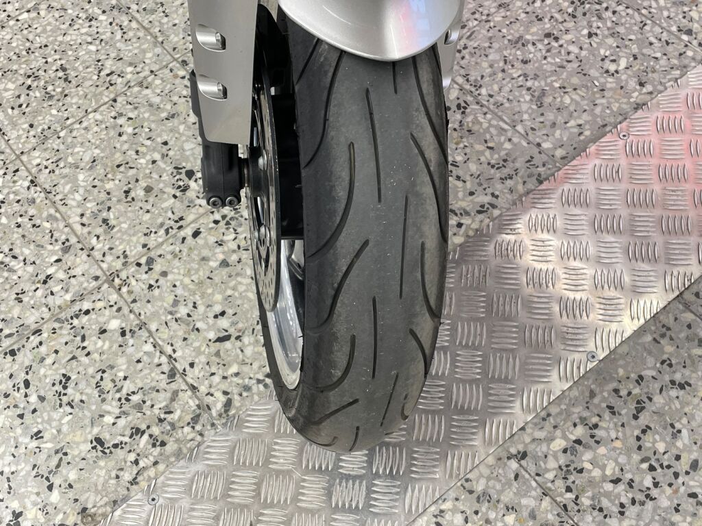 Yamaha YZF-R1 2003 