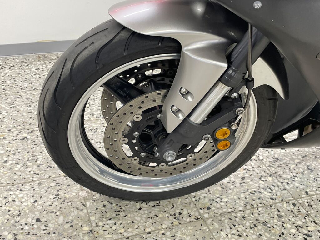 Yamaha YZF-R1 2003 