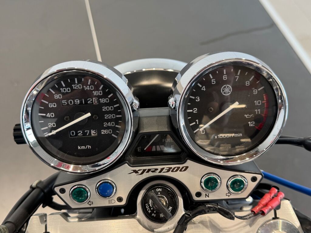 Yamaha XJR 2004 