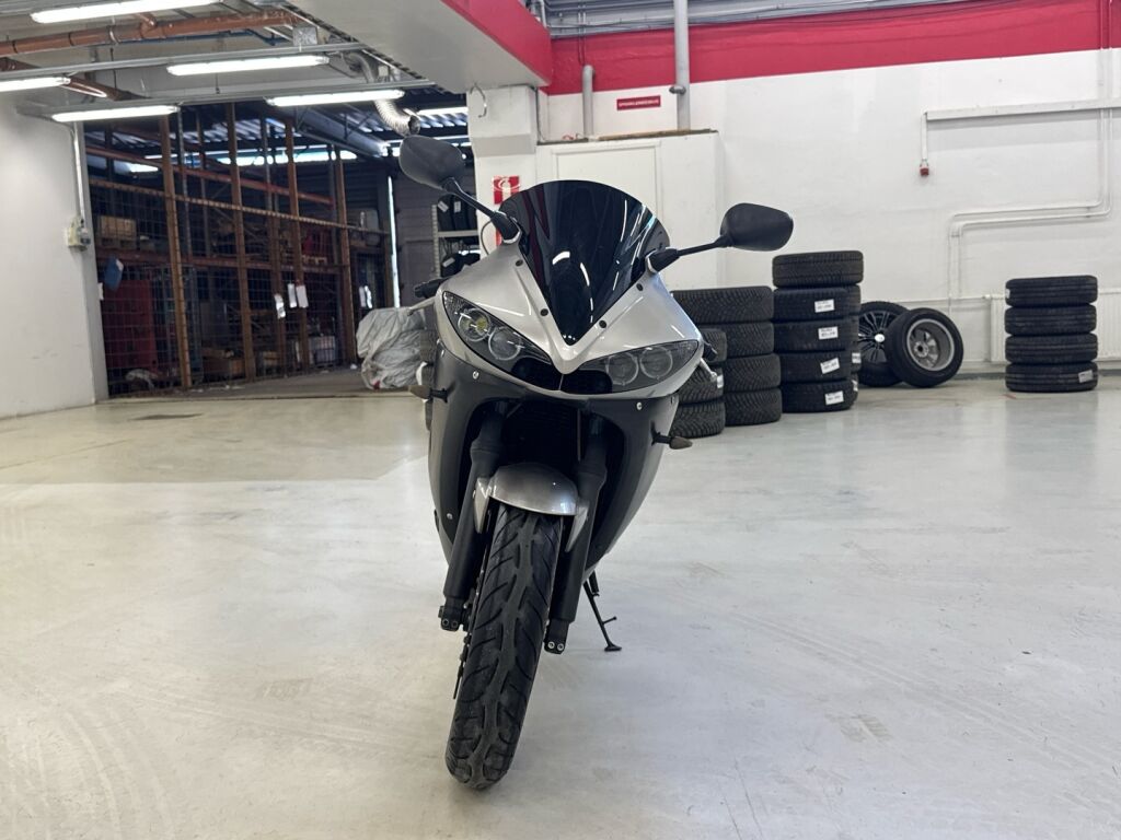 Yamaha YZF-R6 2003 
