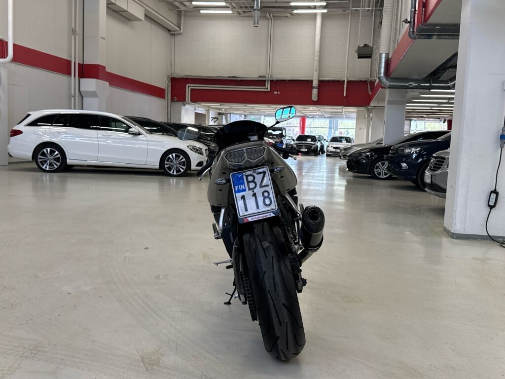 Yamaha YZF-R6 2003 