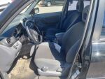 Toyota RAV4 2003 Musta