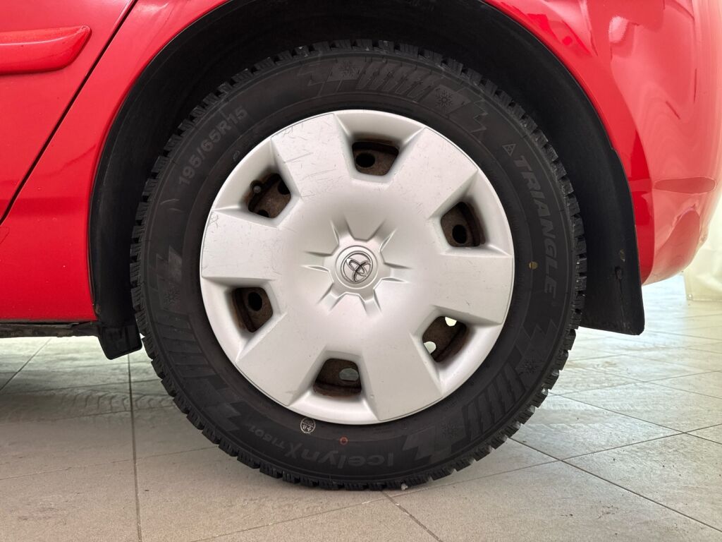 Toyota Corolla 2003 Punainen