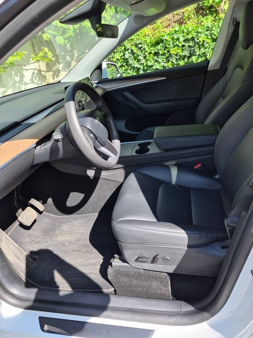 Tesla Model Y 2022 