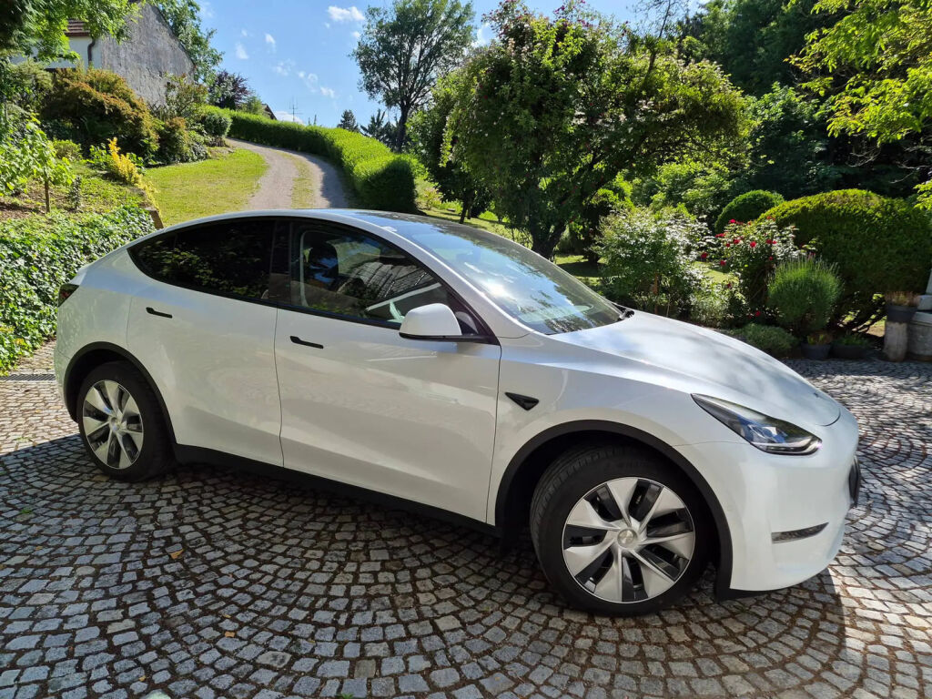 Tesla Model Y 2022 