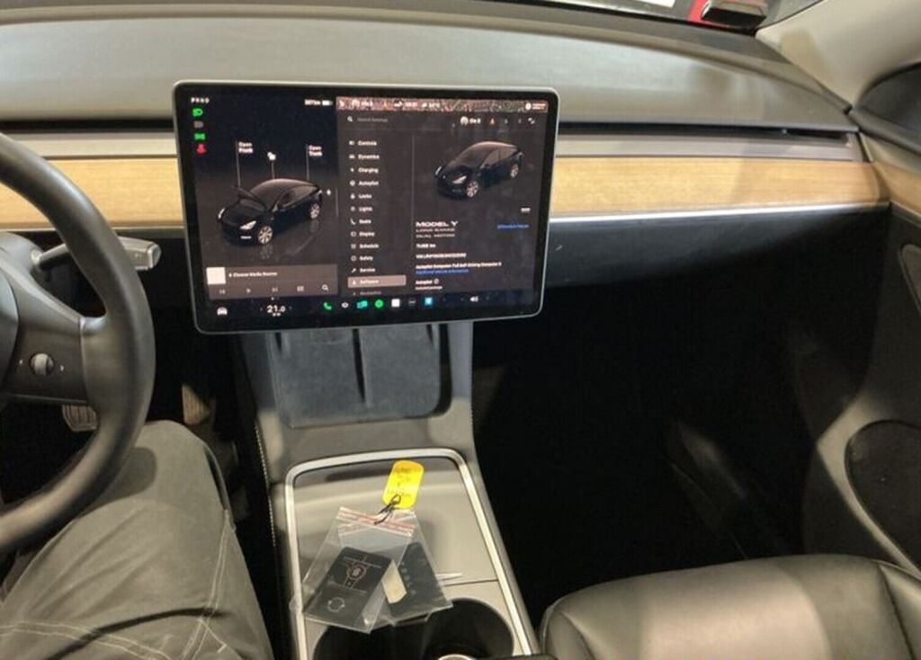 Tesla Model Y 2022 
