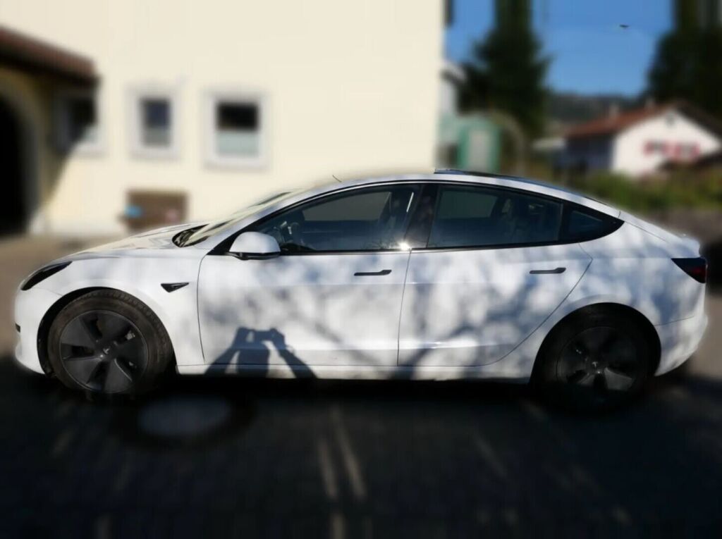 Tesla Model 3 2022 