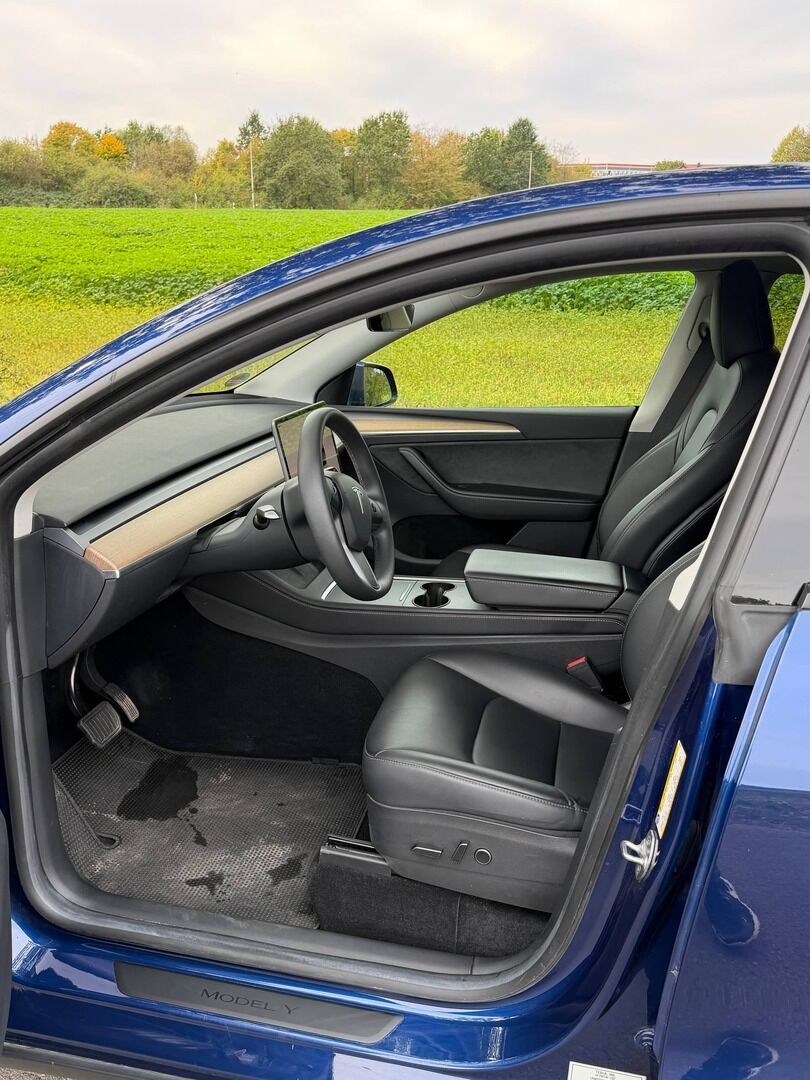 Tesla Model Y 2022 