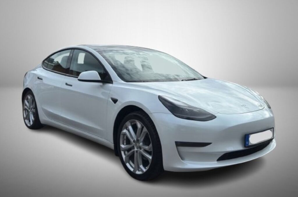 Tesla Model 3 2022 Valkoinen