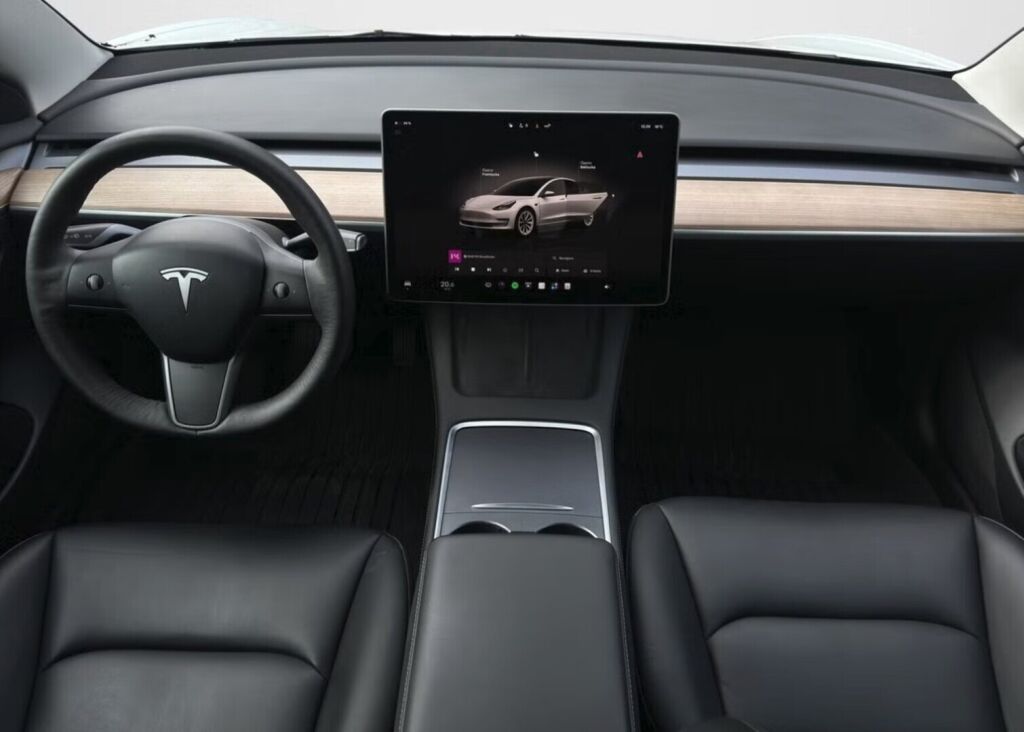 Tesla Model 3 2022 Valkoinen