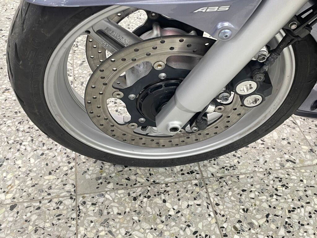 Yamaha FJR 2003 PP  V 182
