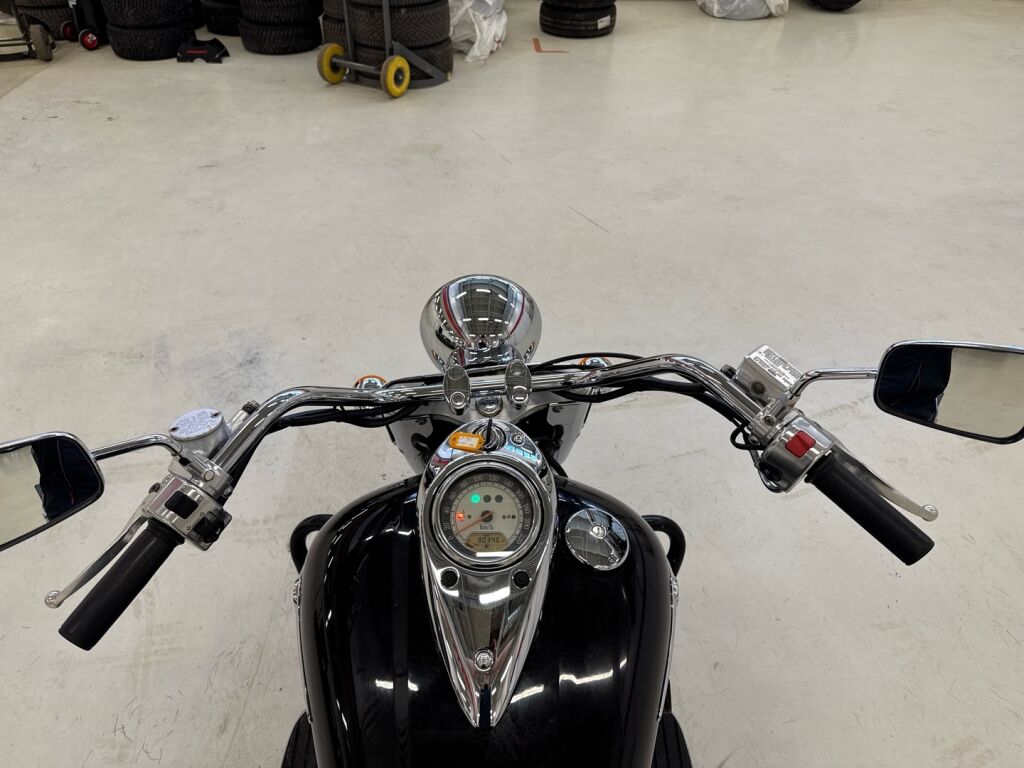 Kawasaki VN 2003 VIHREÄ