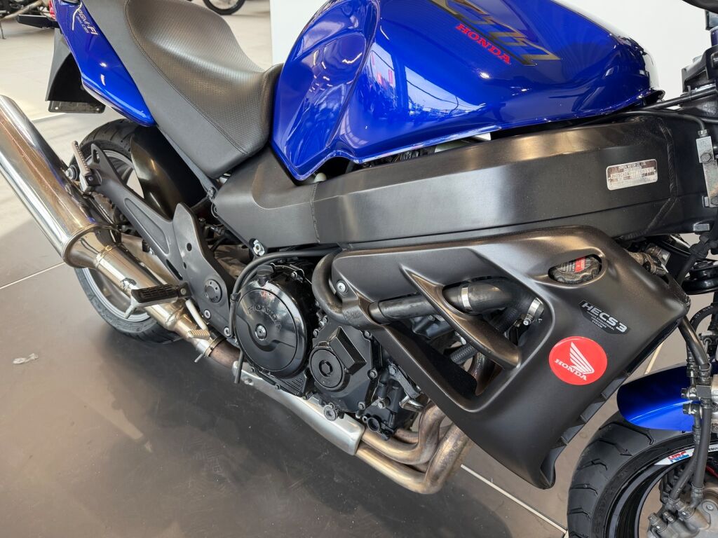 Honda X11 2003 JL V 500
