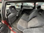 Toyota Avensis 2003 Punainen