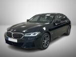 BMW 545 2021 Musta (Black Sapphire Metallic)