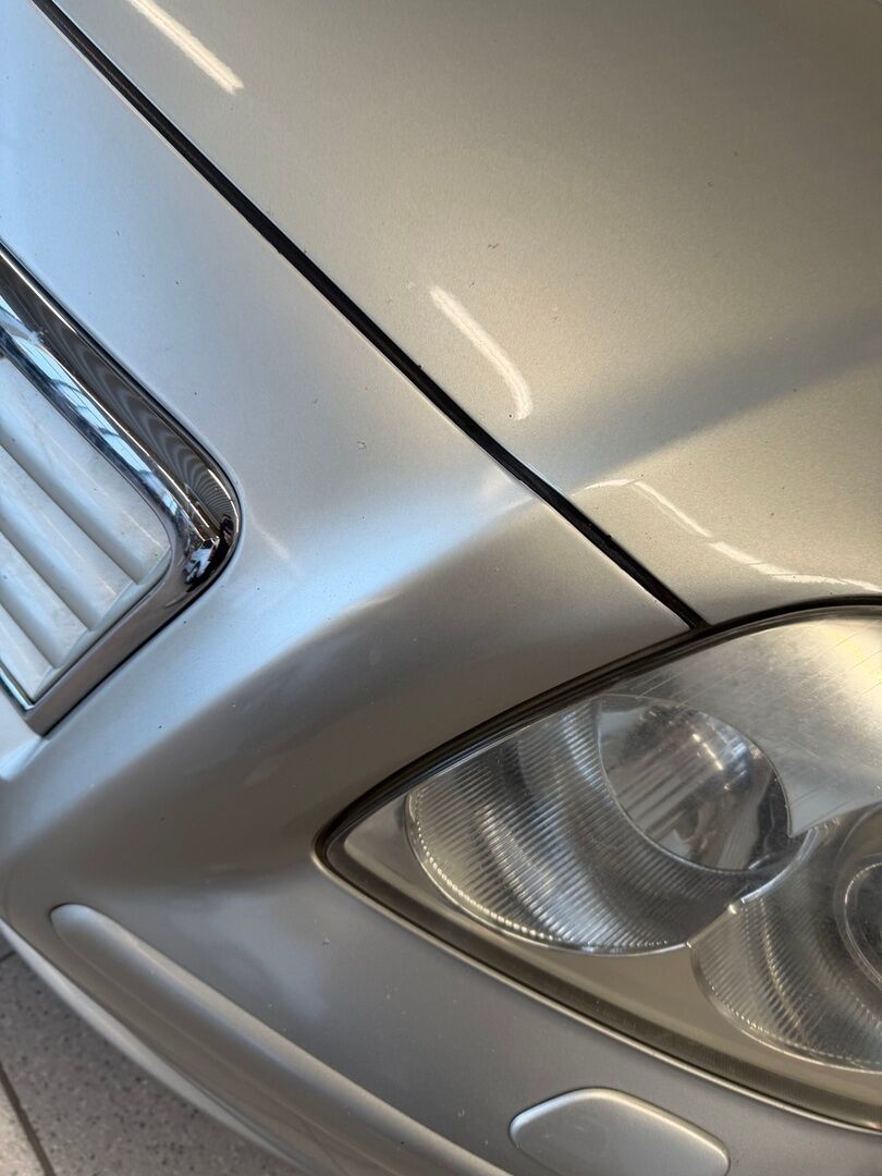 Toyota Avensis 2004 Hopea