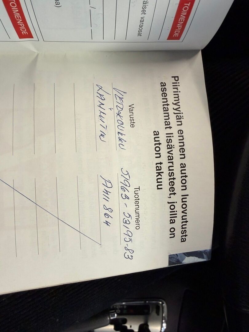 Toyota Avensis 2004 Hopea