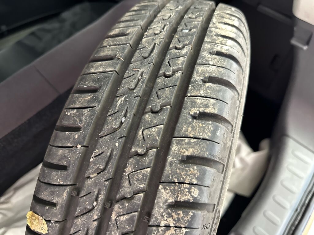 Suzuki Alto 2009 Punainen