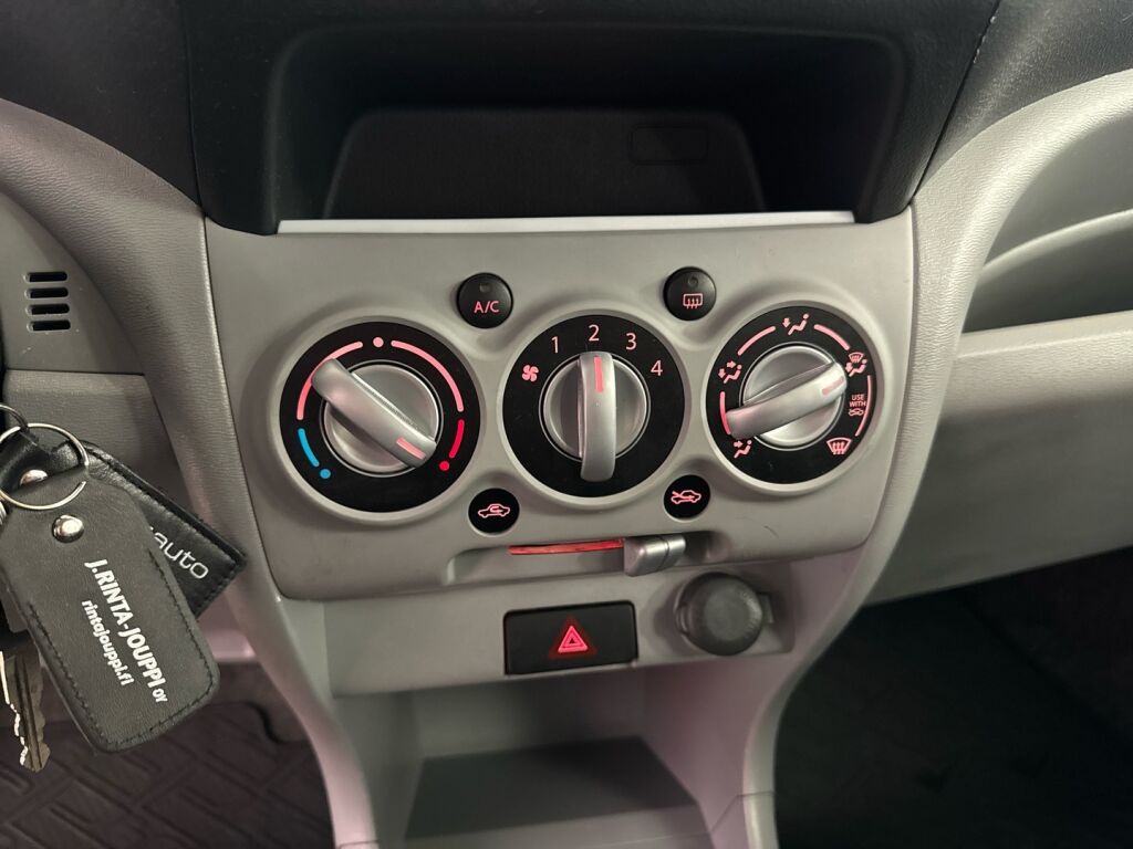 Suzuki Alto 2009 Punainen