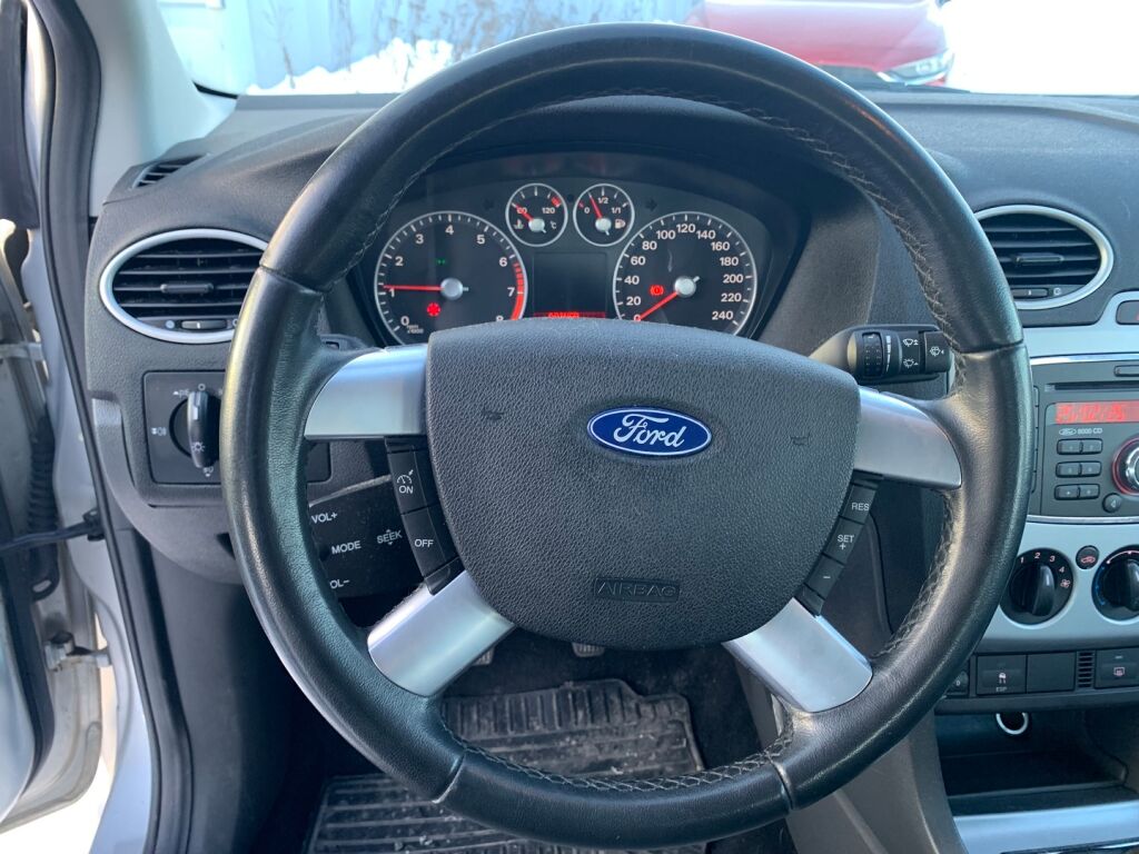 Ford Focus 2007 Harmaa