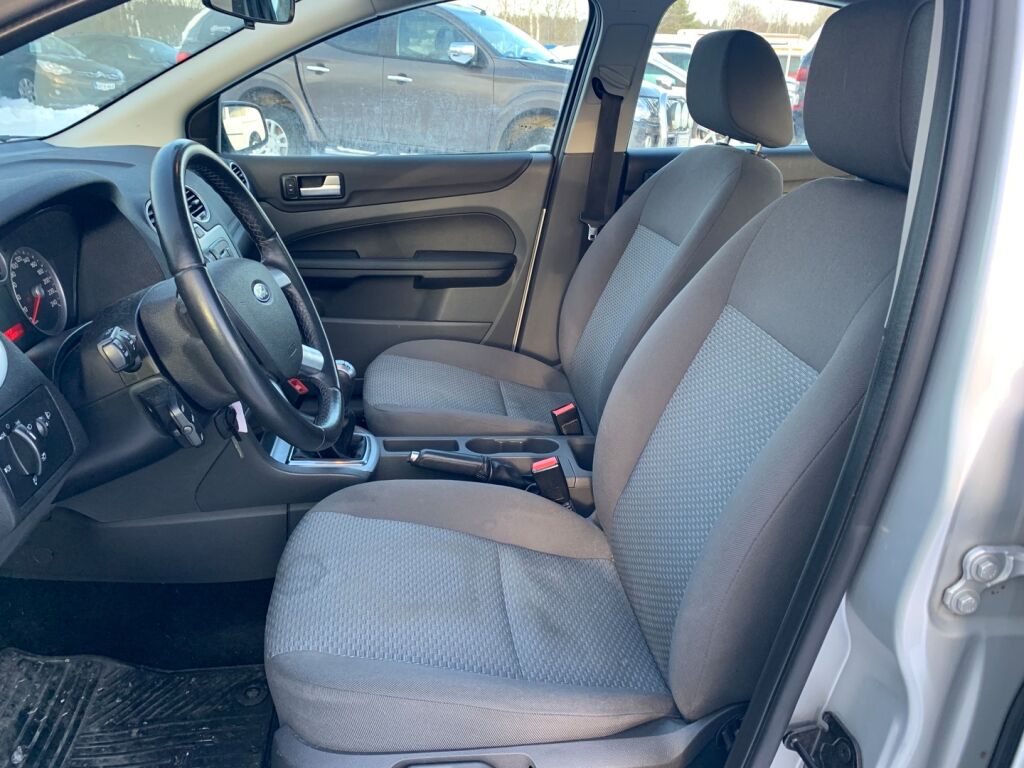 Ford Focus 2007 Harmaa