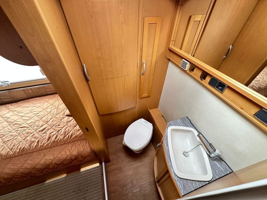 Kabe TRAVEL MASTER 750 WT 2008 Valkoinen