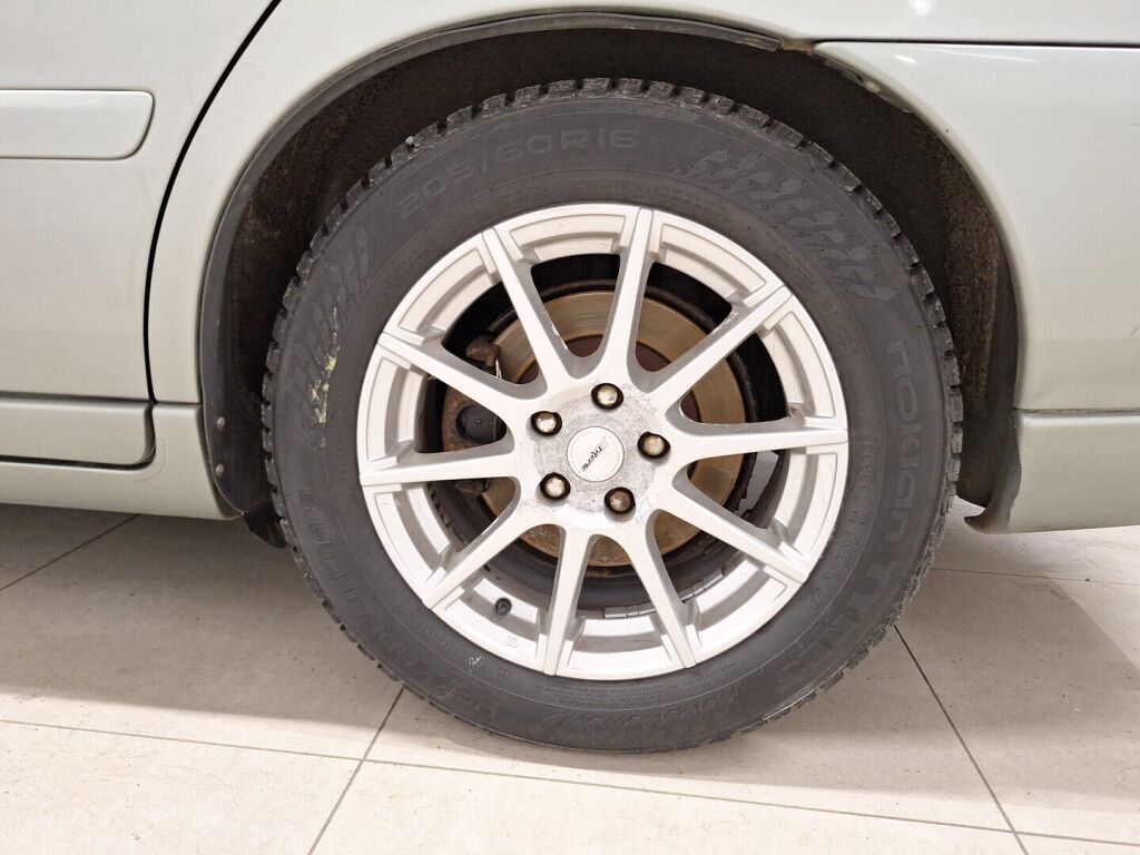 Volvo S60 2008 Vihreä