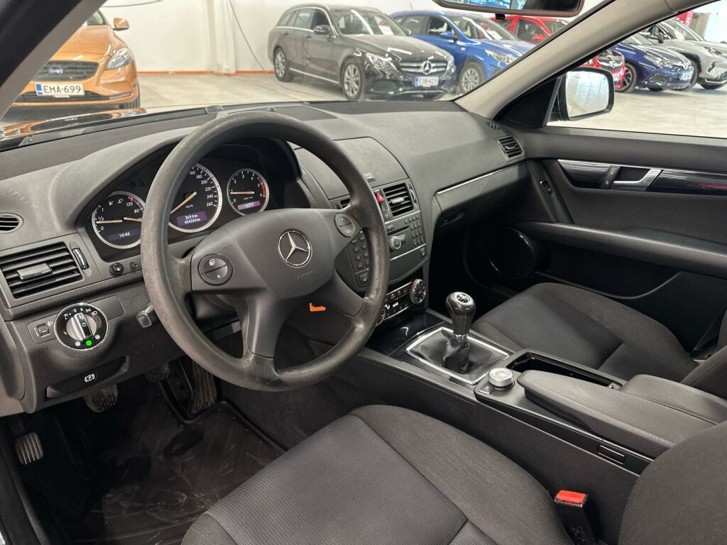 Mercedes-Benz C 2007 Musta