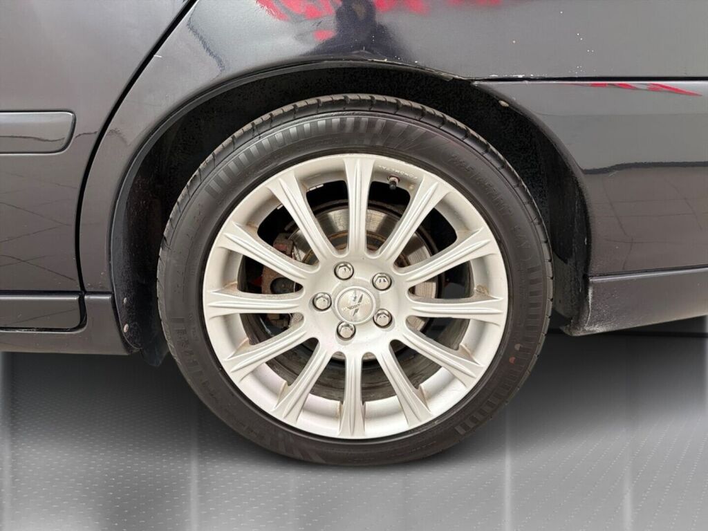 Volvo S60 2008 Musta
