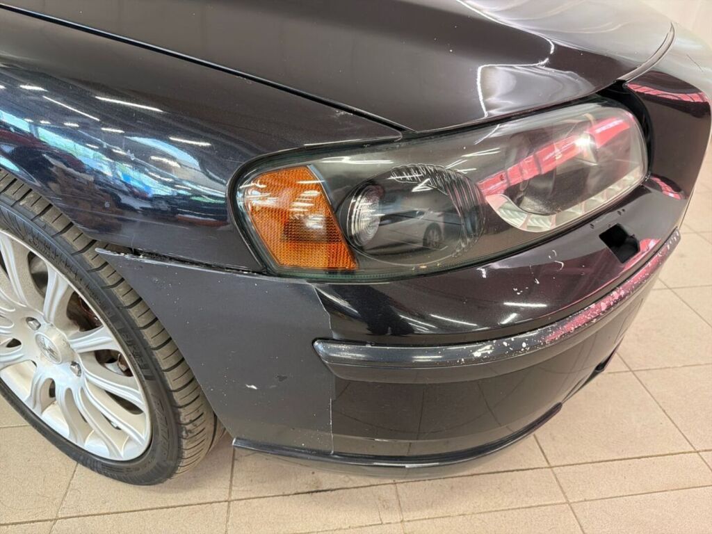 Volvo S60 2008 Musta