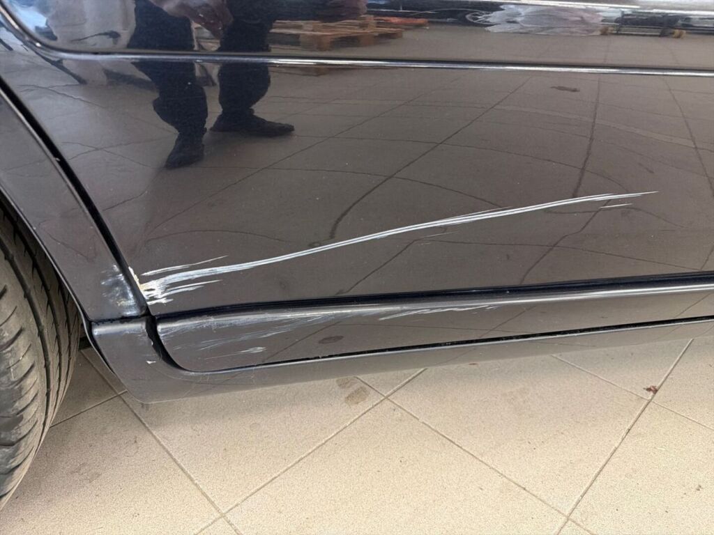 Volvo S60 2008 Musta