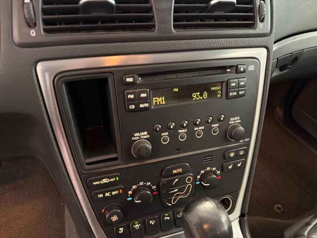 Volvo S60 2008 Musta