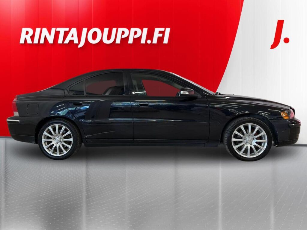 Volvo S60 2008 Musta