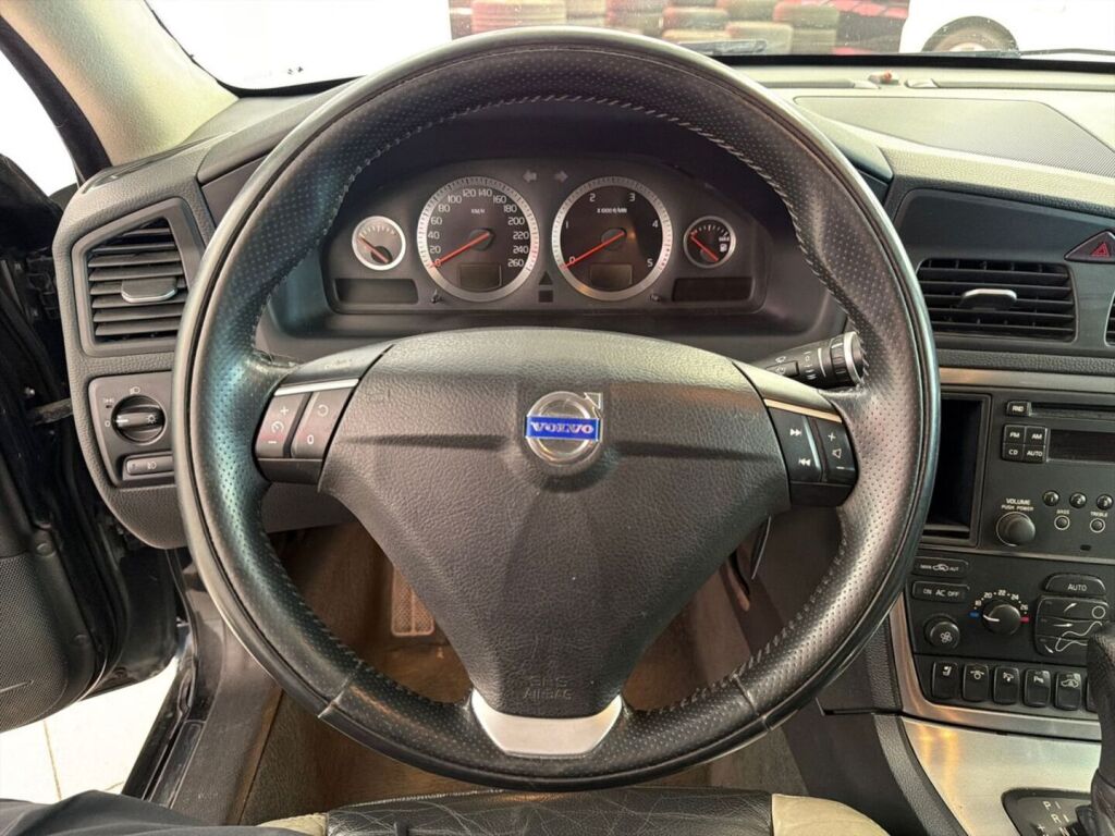 Volvo S60 2008 Musta