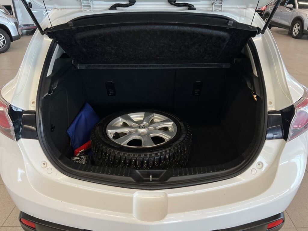 Mazda Mazda3 2009 Valkoinen