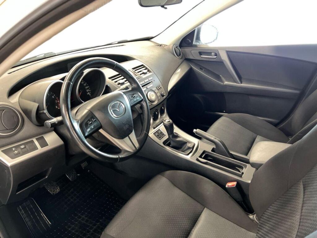 Mazda Mazda3 2009 Valkoinen