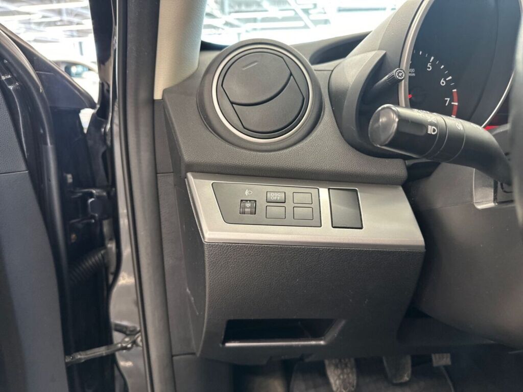 Mazda Mazda3 2010 Musta